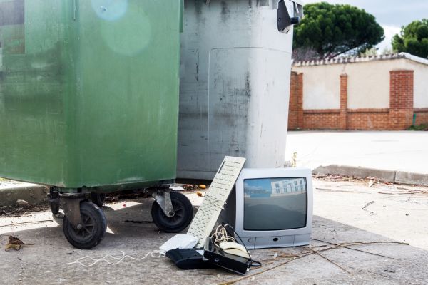 Television Disposal in Lake Worth